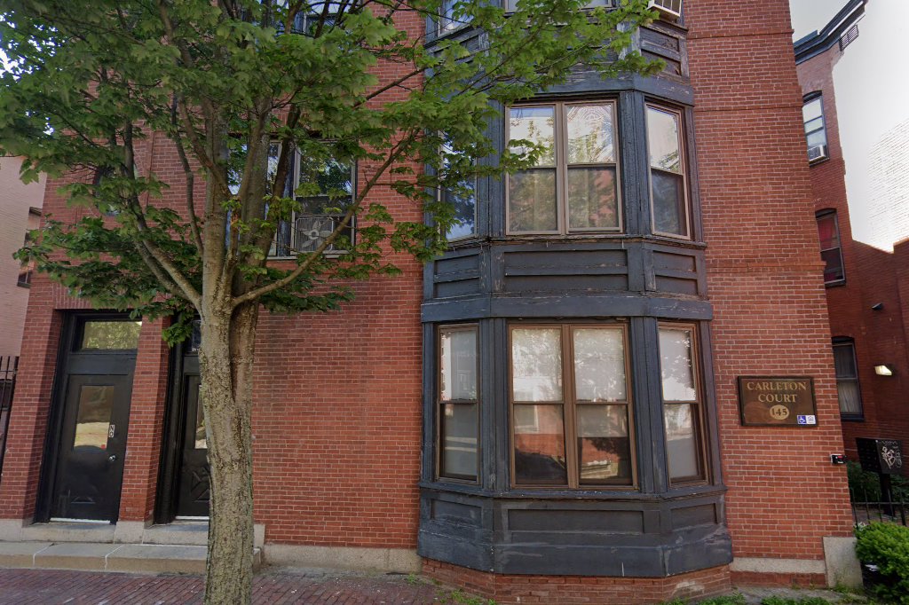 Carleton Court
