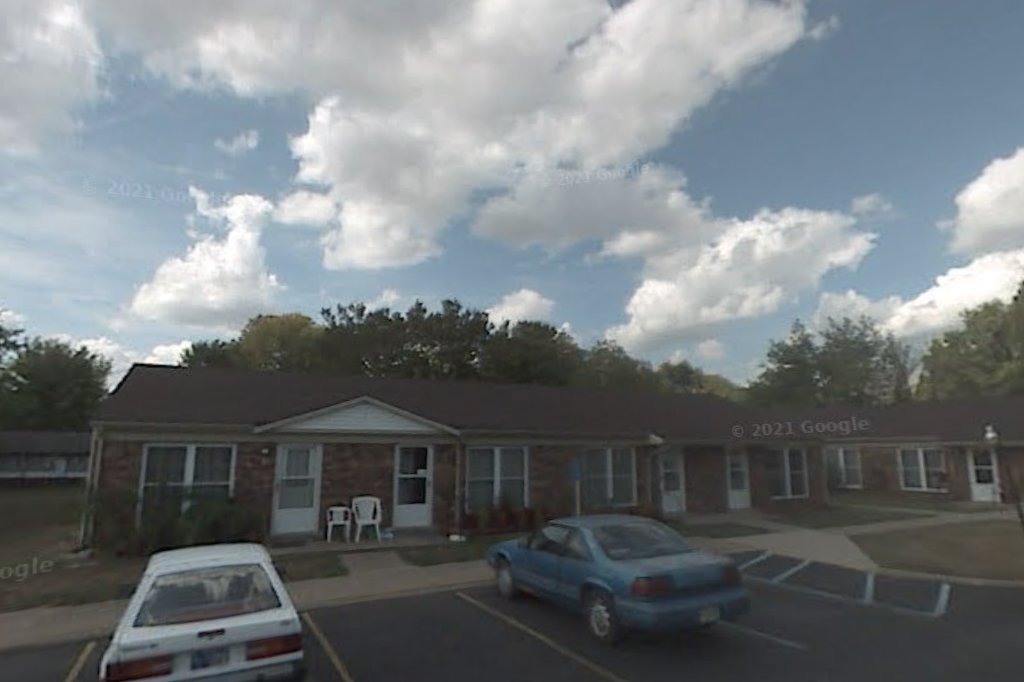 Lincoln Manor of Holland Apartments