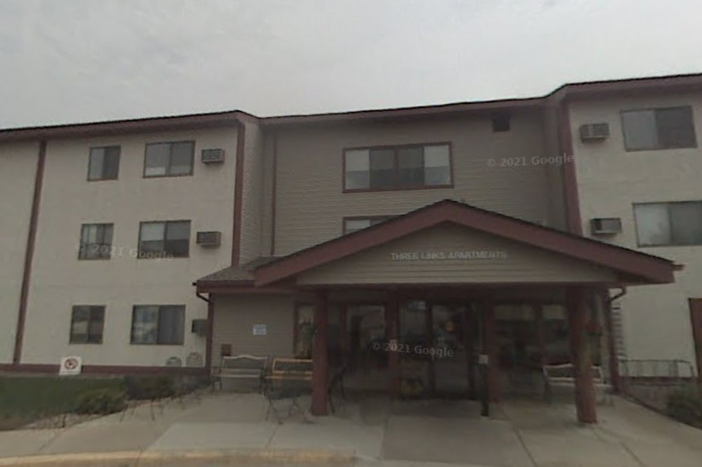 Three Links Apartments