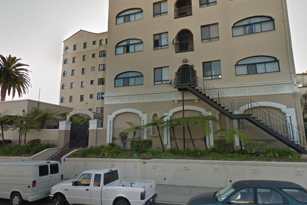 Castle Argyle Apts