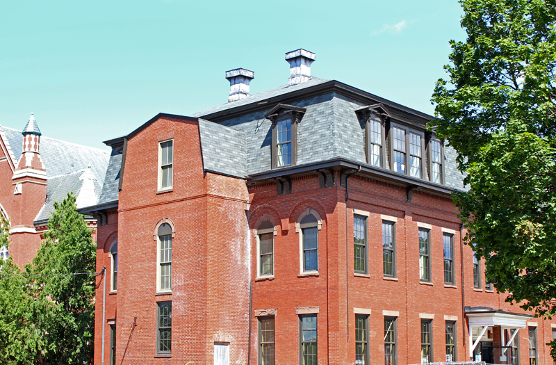 The Apartments at 165 Winter
