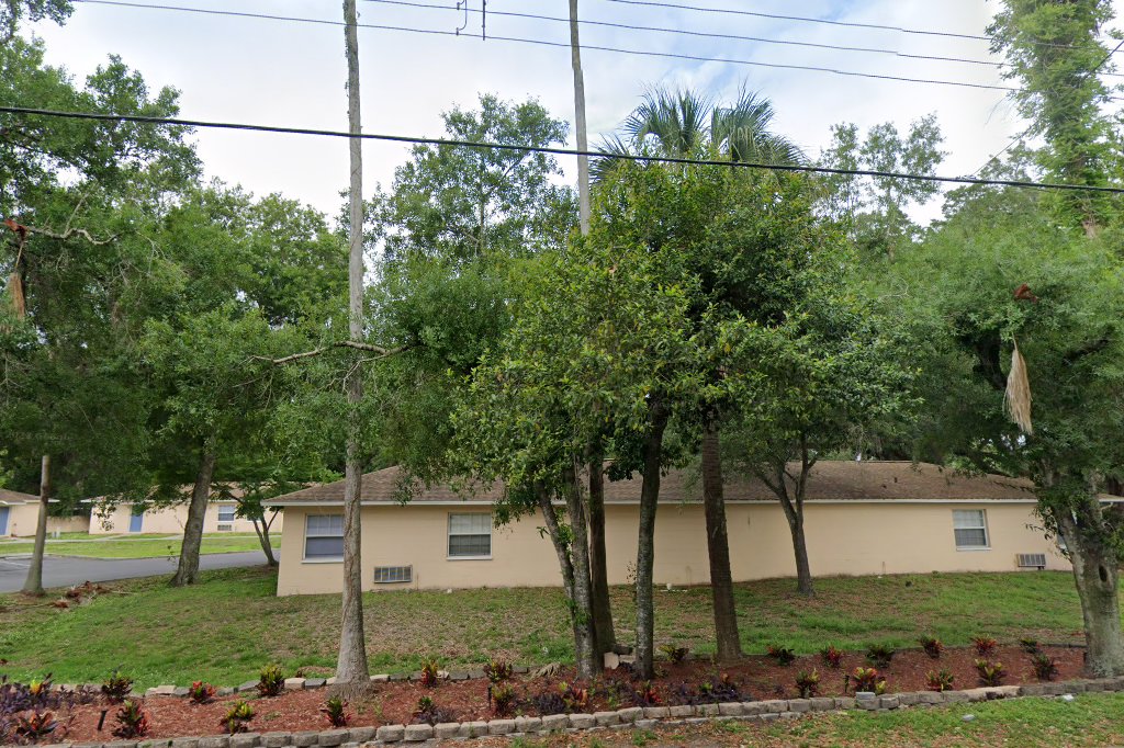 Hunter Oaks Apartments