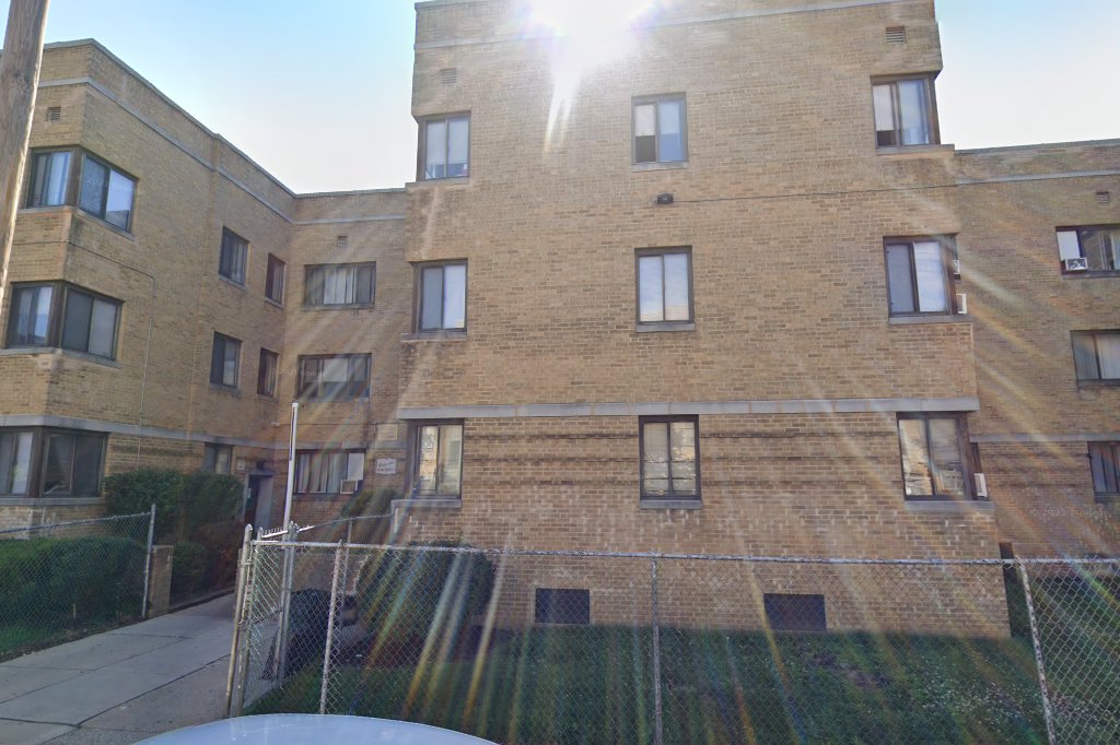 Hedgerow Apts