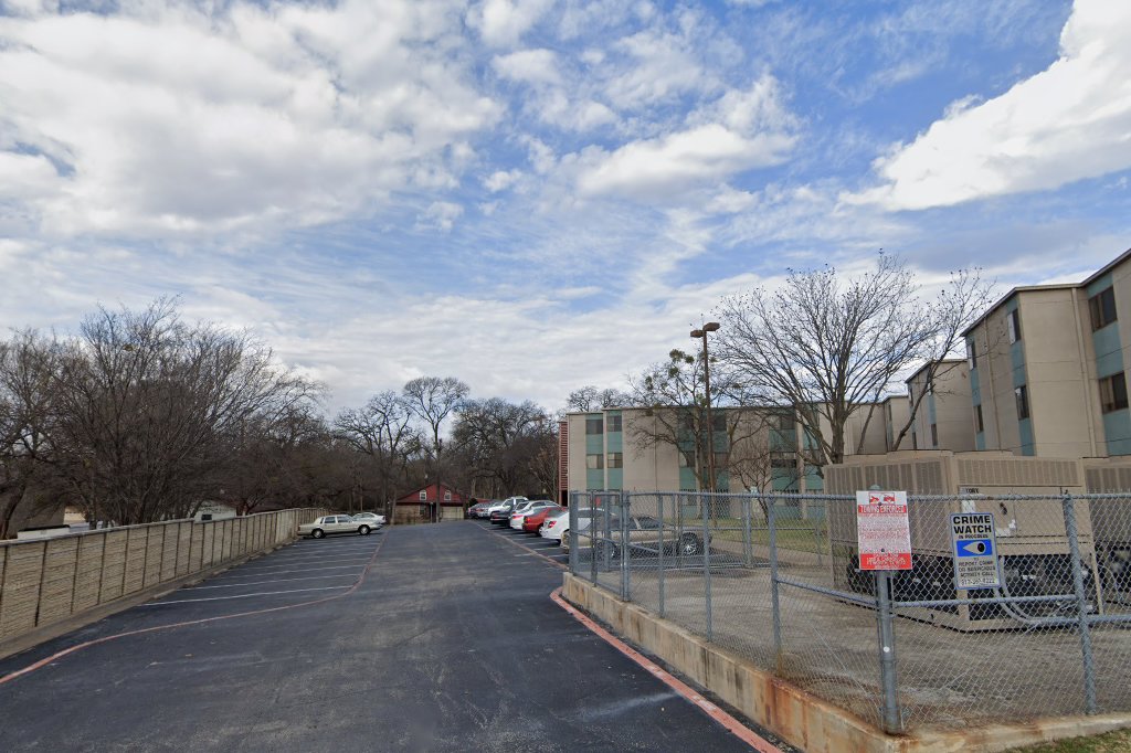 Fair Oaks Apartments (Rad)