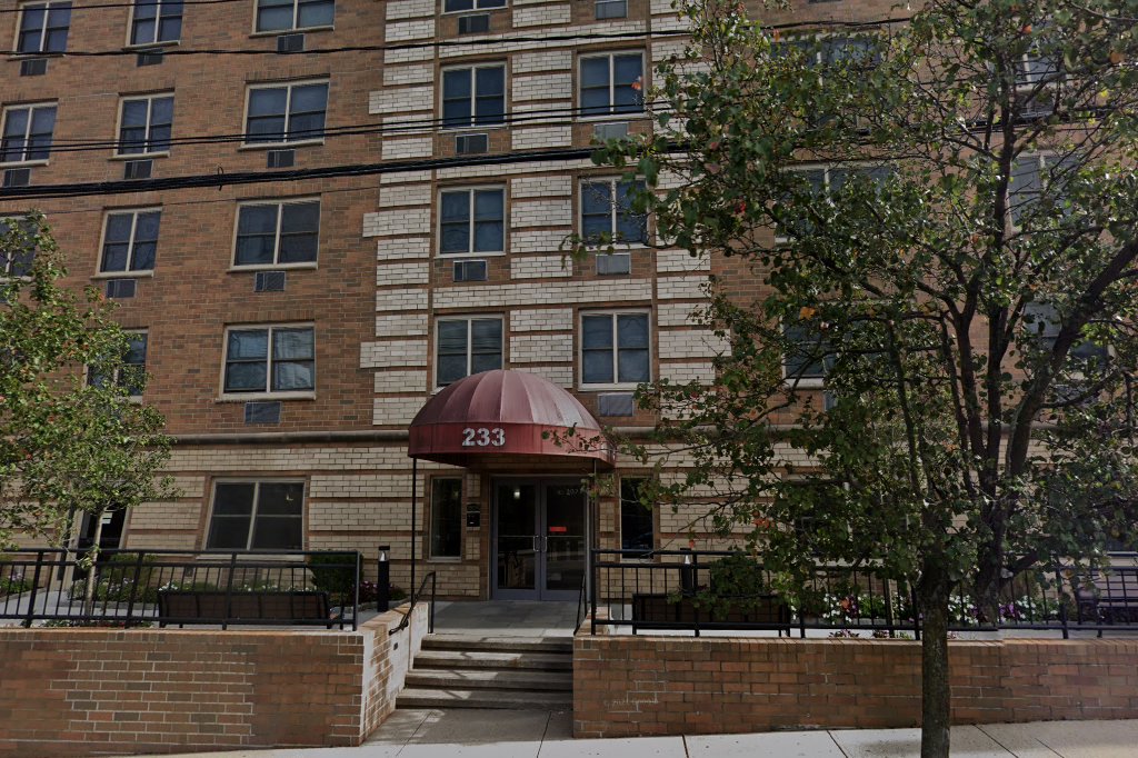 Mamaroneck Towers