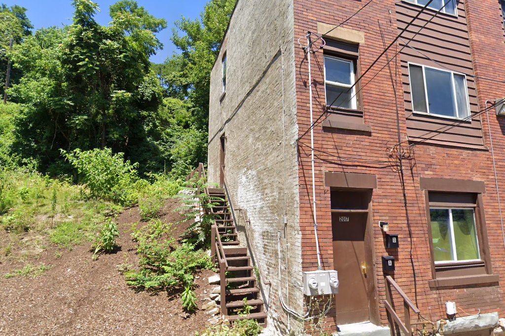 Deraud Street Apts.