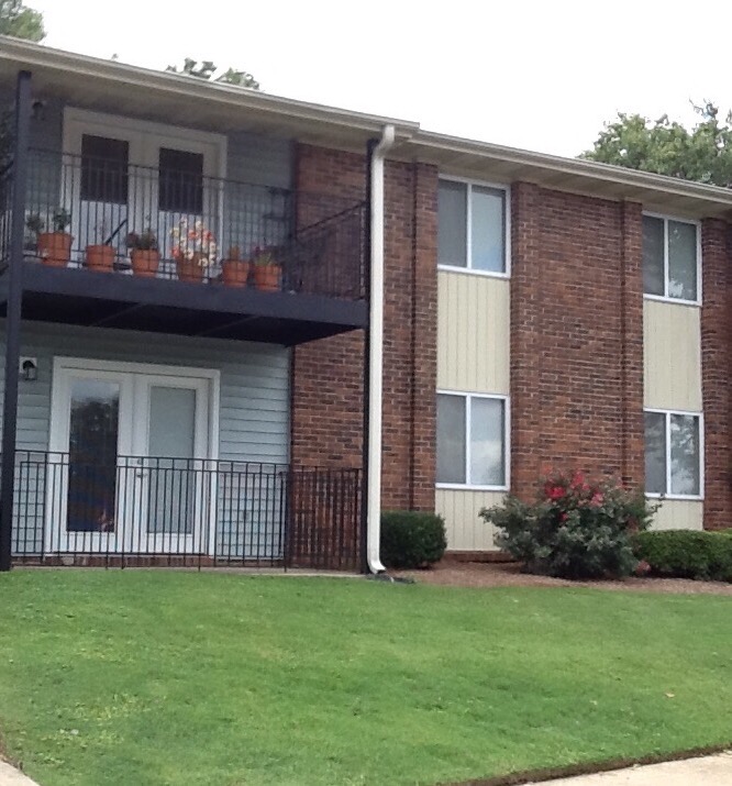Woodcreek Apartments