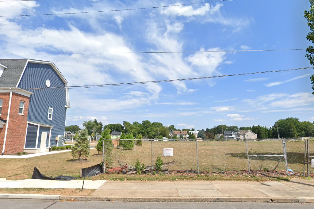 Townhomes At Factory Square