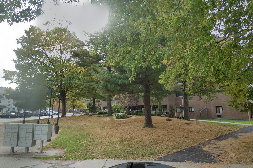 Edgewater Apartments