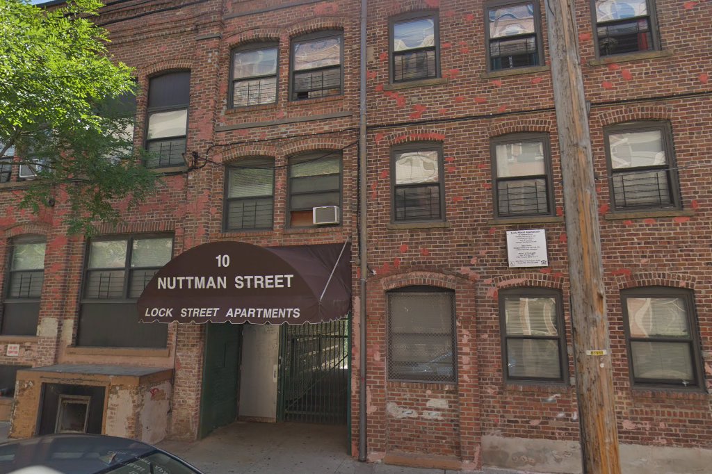 Lock St Apts