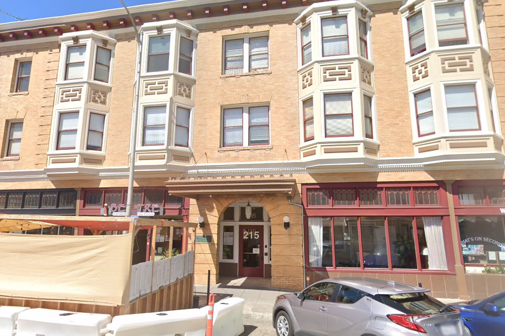 St. Matthew Apartments - CA