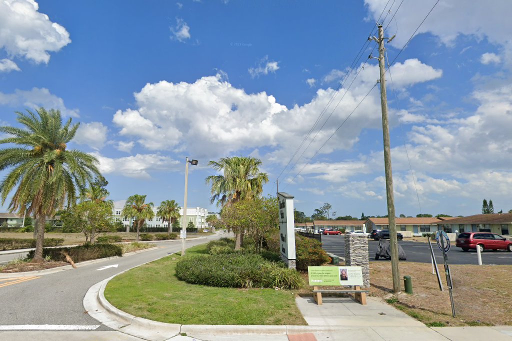 Clearlake Isles Apartments 55+ Community