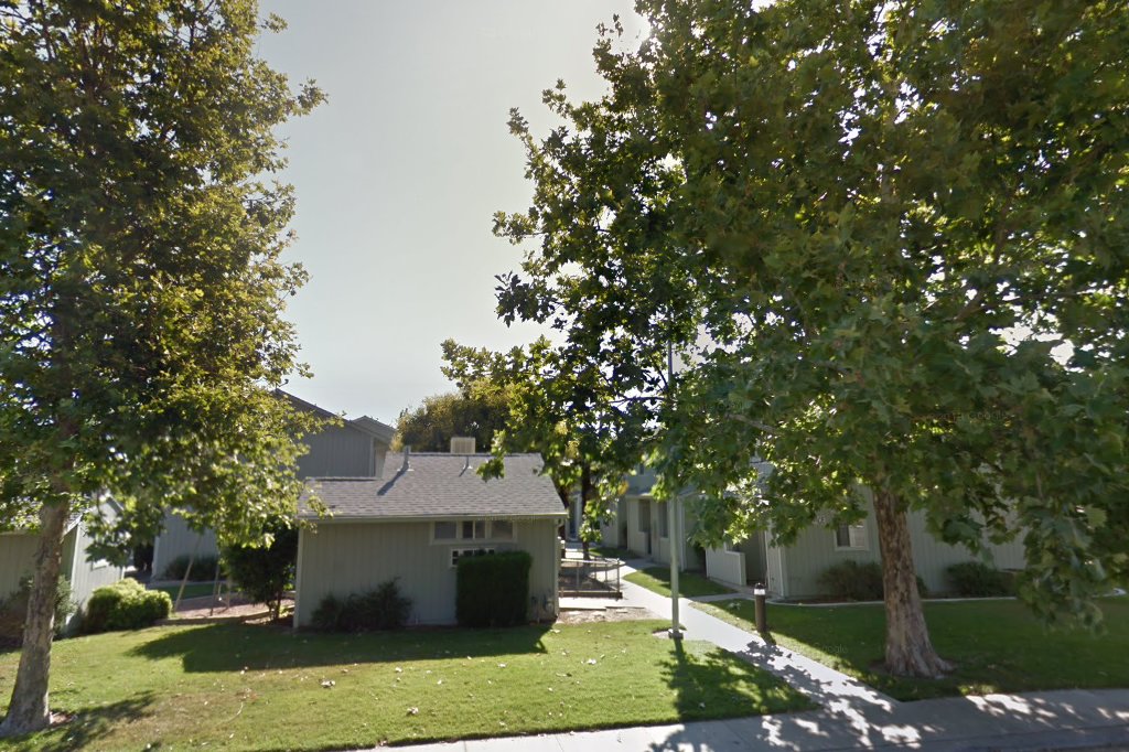 Las Palmas Low Income Apartments