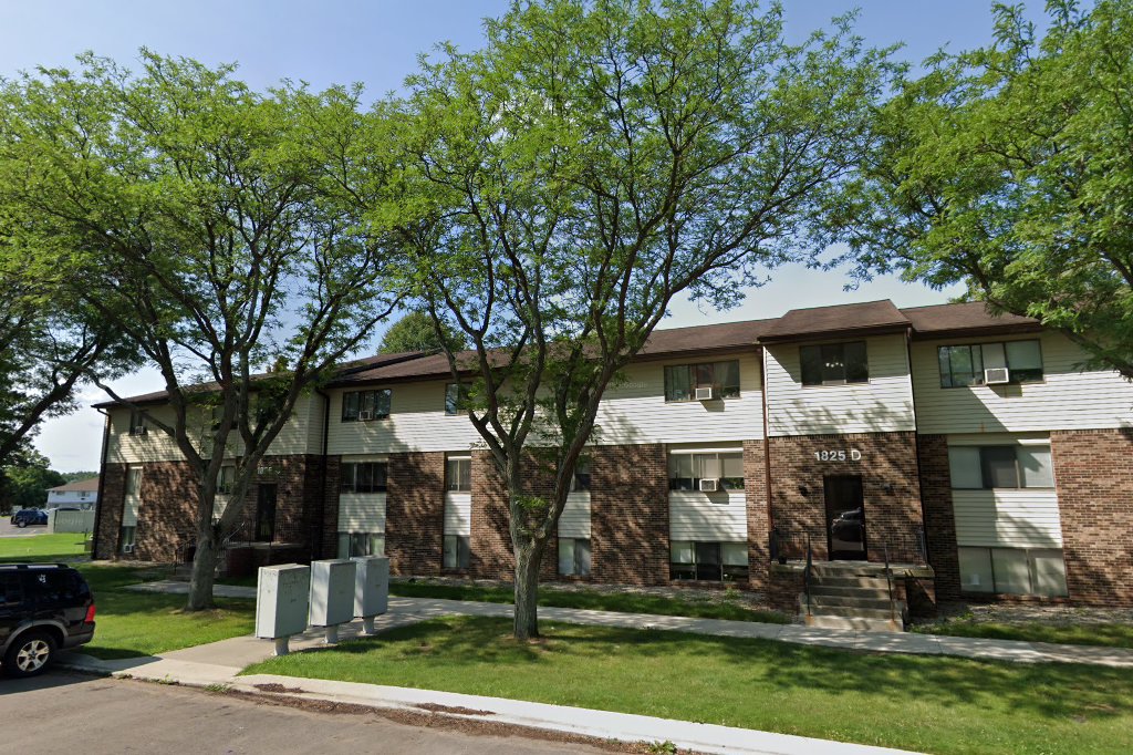 Westmoor Apartments