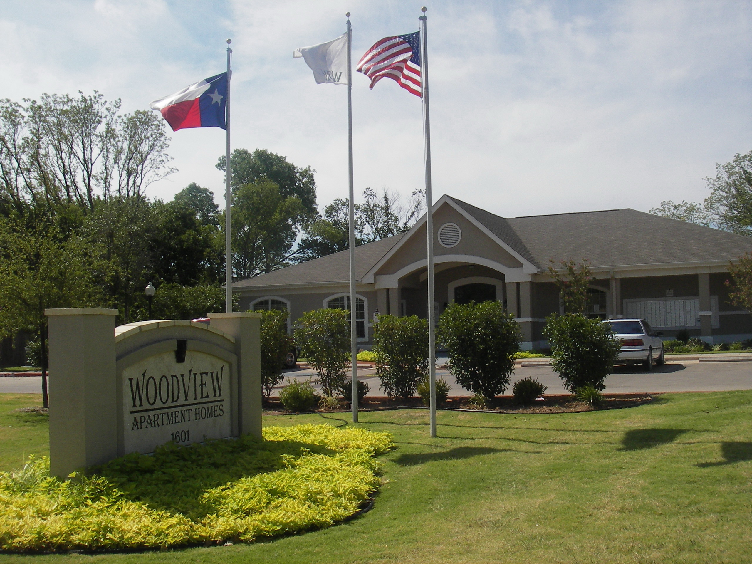 Woodview Apartments - Wichita Falls