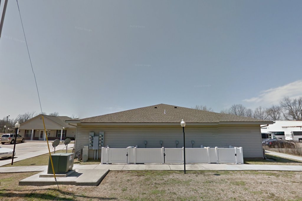 Golden Age Apartments (Prac)