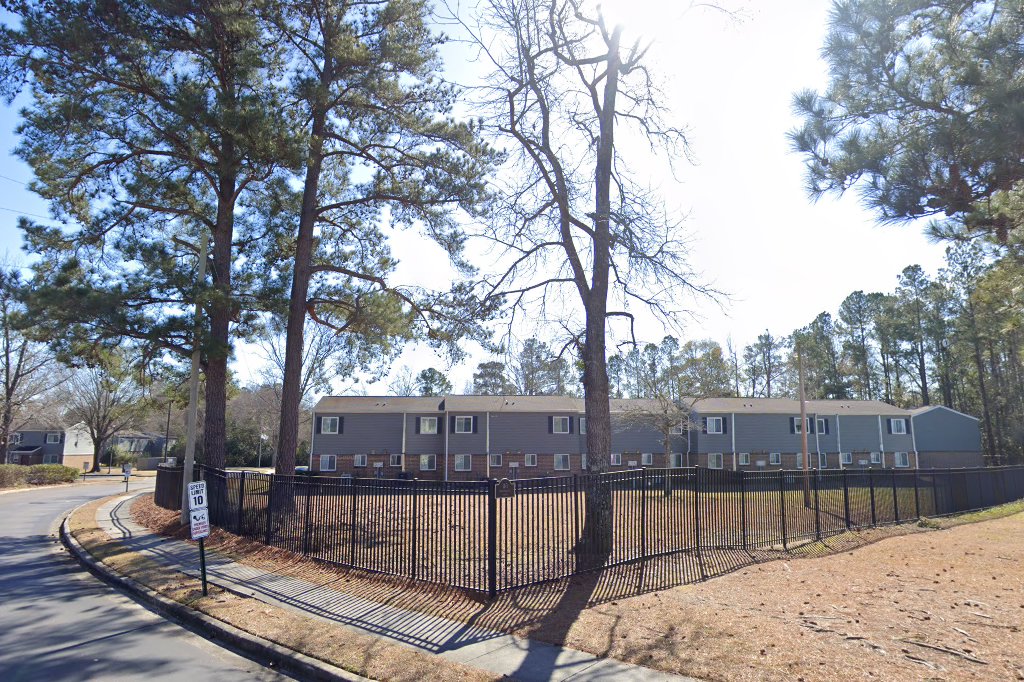 Northbridge Court Apartments