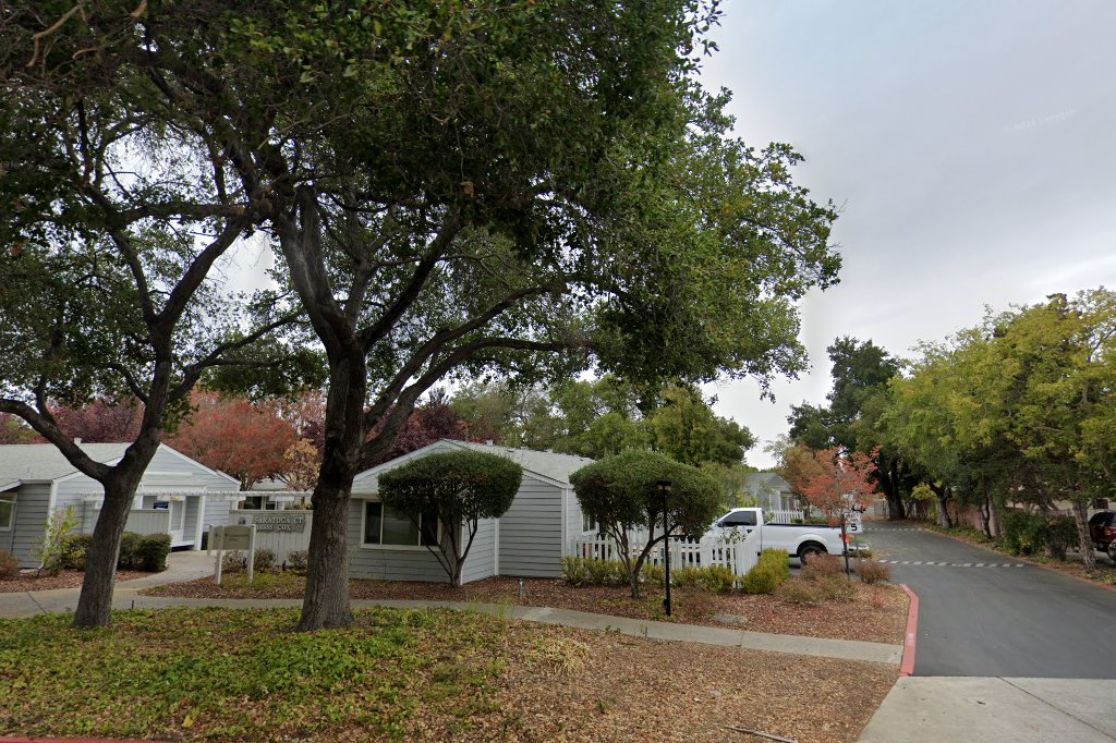 Saratoga Court