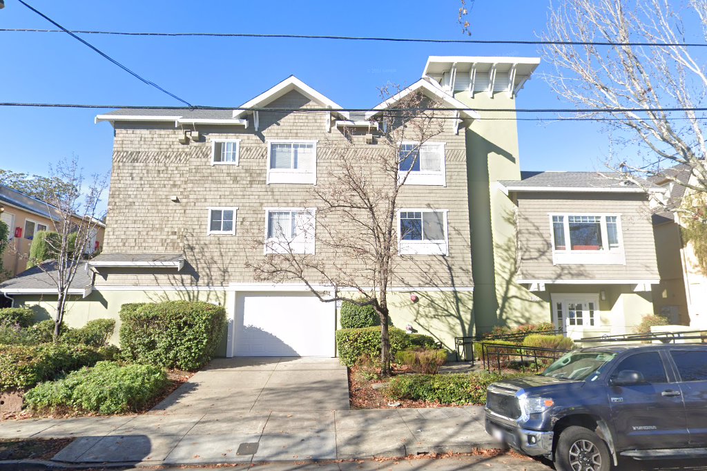Lincoln Avenue Apts