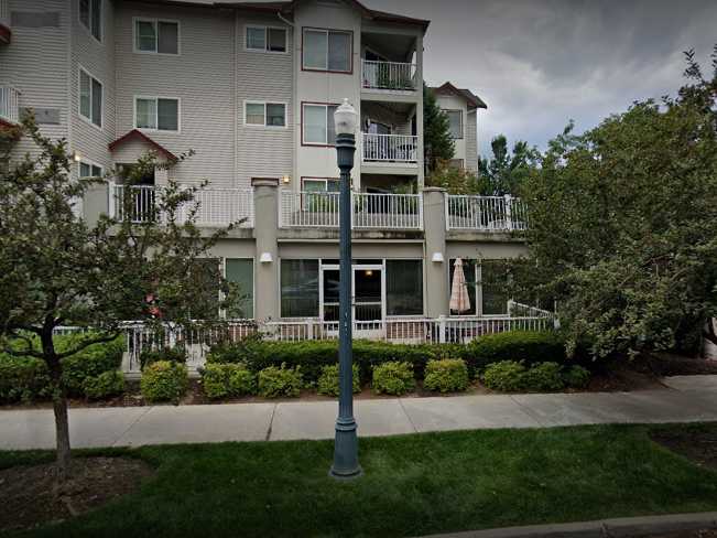 River Plaza Apartments