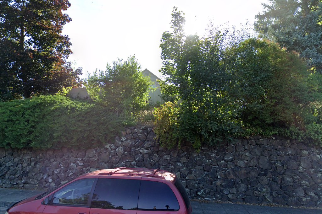 Eagle Crest Estates