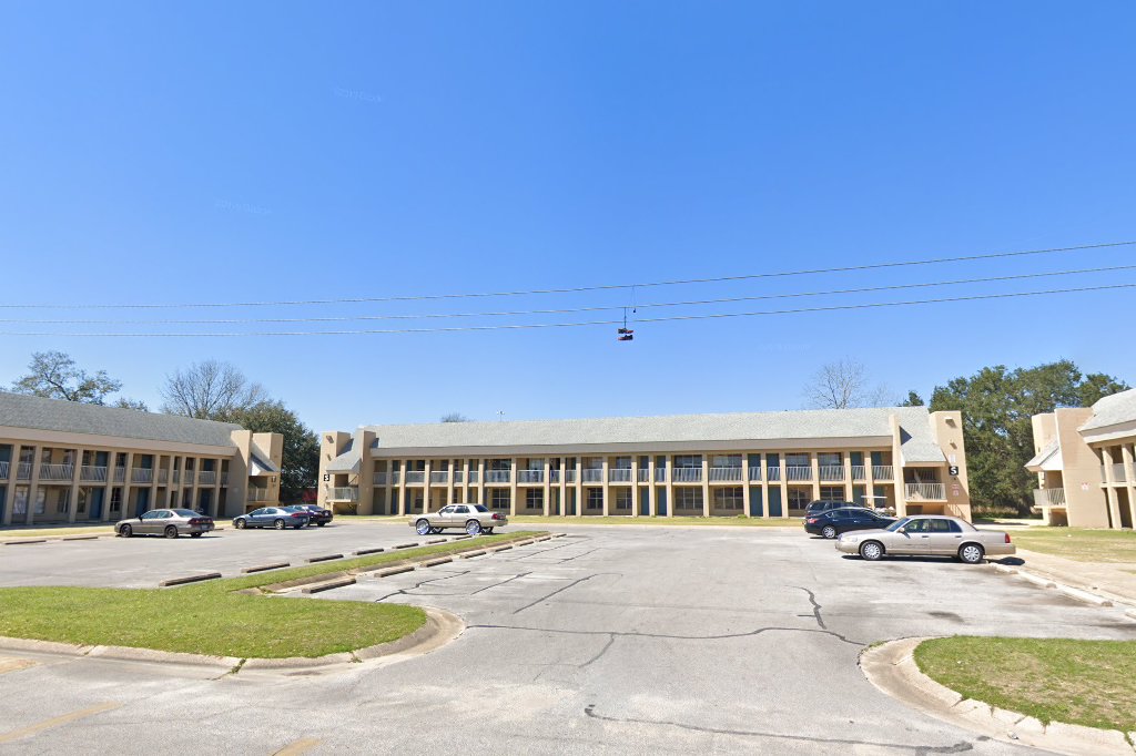 Pensacola Village Apartments
