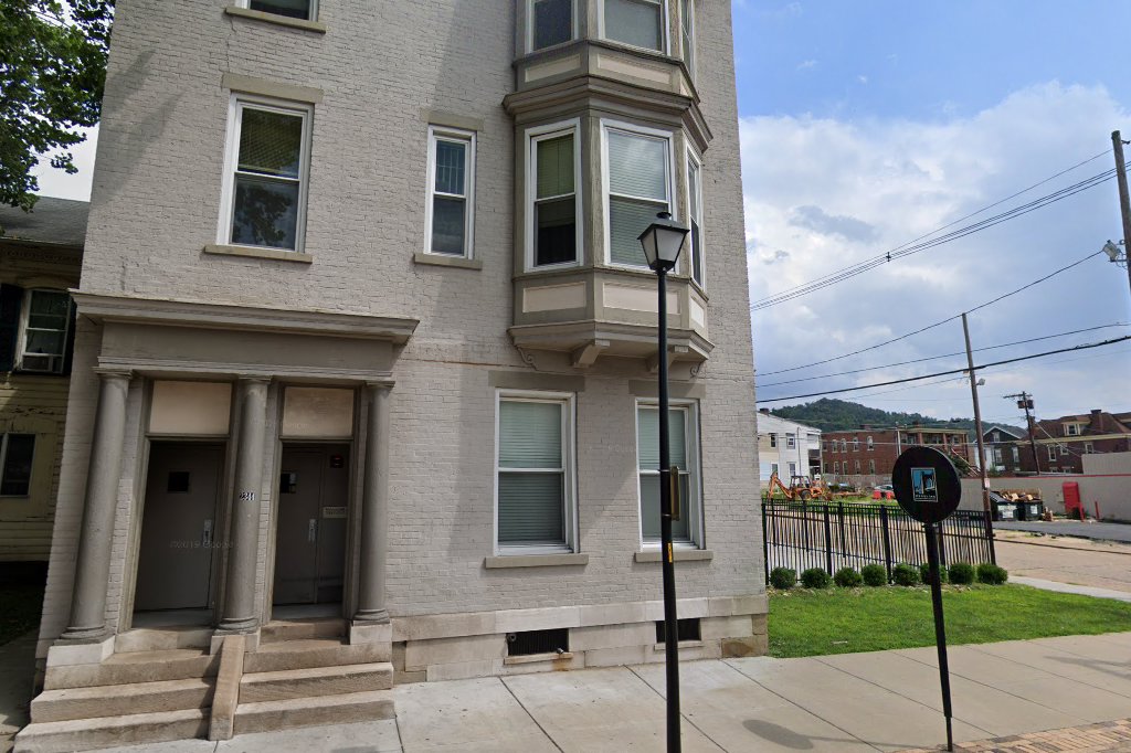 Larkin Apartments