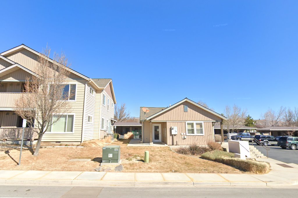 Summit Crest Apartments