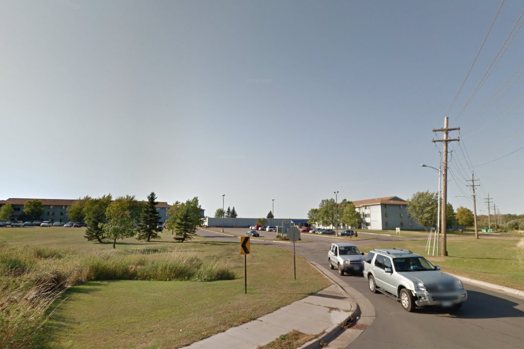 Park Place Apartments Aka Meadowview Apts