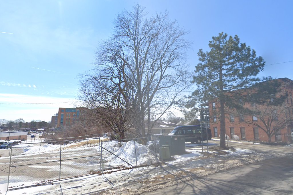 Saratoga Community Residence Arc