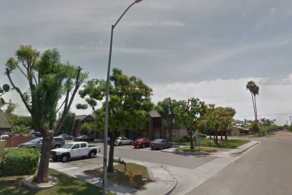 Sequoia View Apartments – Orosi