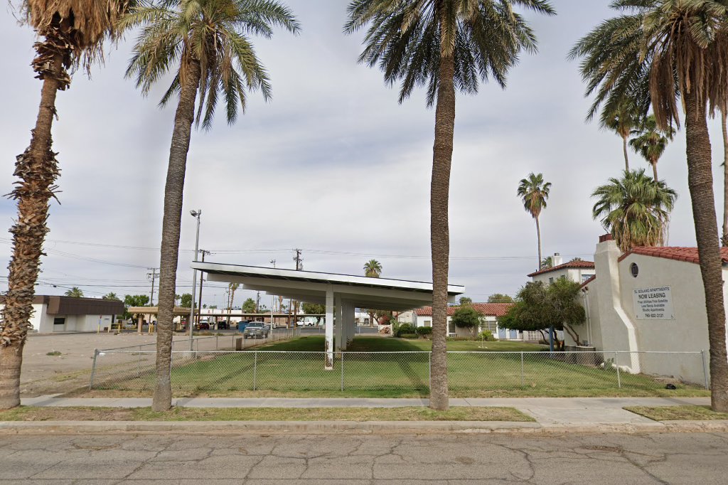 El Solano Apts.