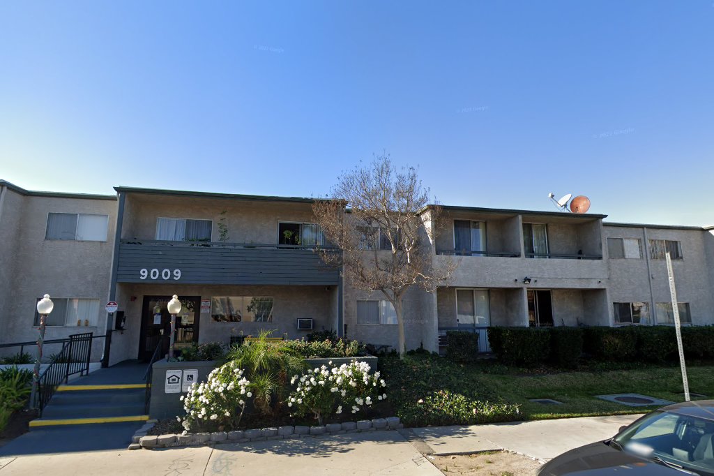 Cedros Rayen Apts.