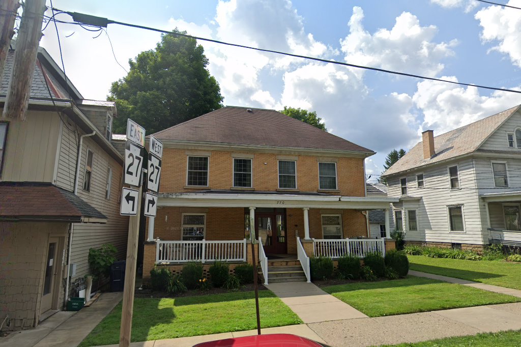 Triad Apts.