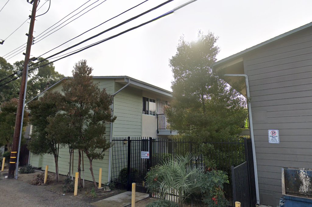 Belwood Arms Apartments
