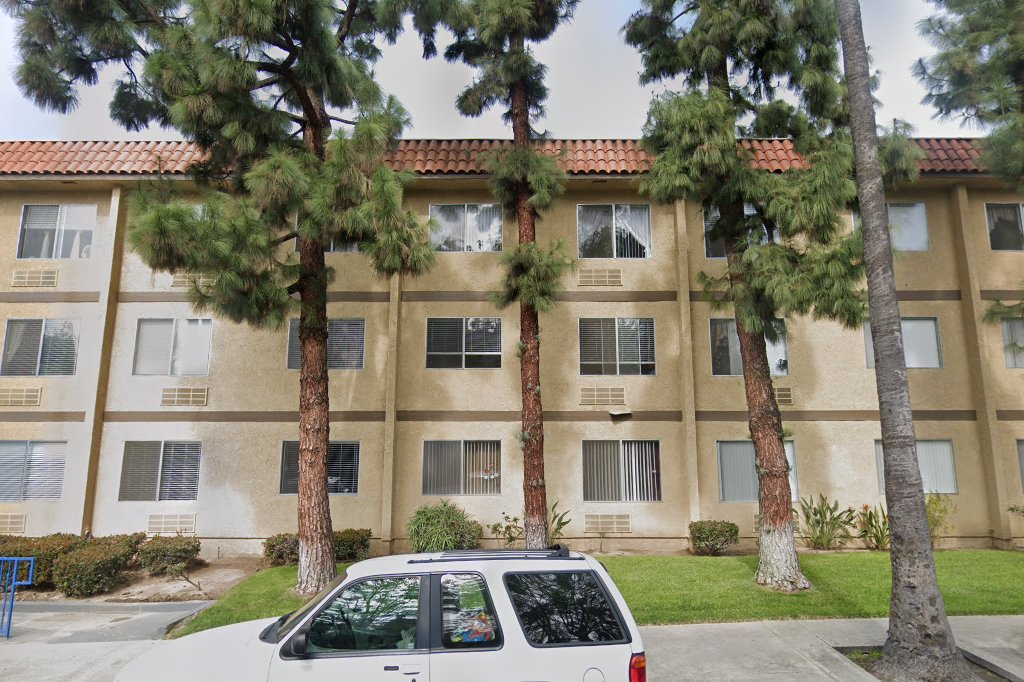Casa Serena Apartments