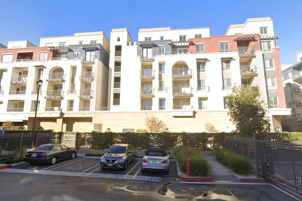 Avalon Huntington Beach Loft Apartments