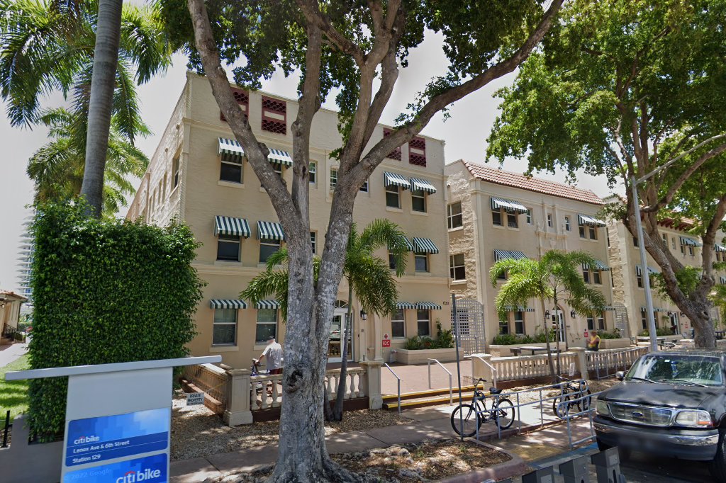 Lulav Square