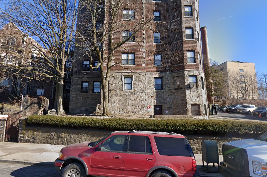 Broadway Terrace Apartments
