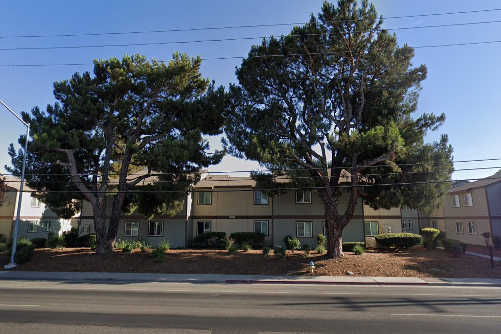 El Monte West Apartments