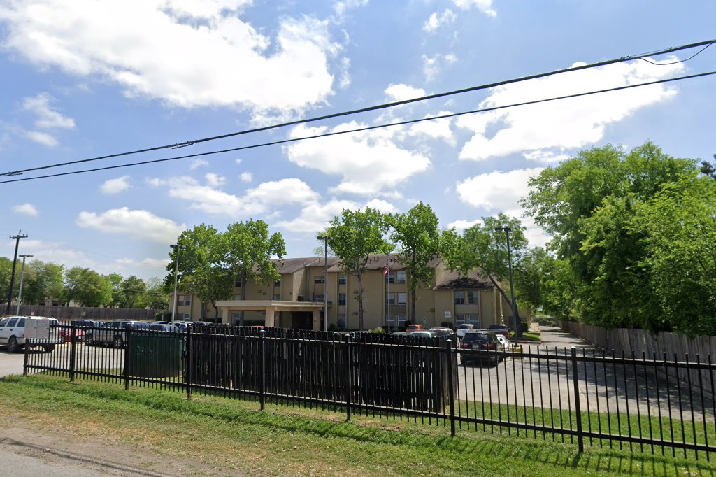 Pecan Hill Apts