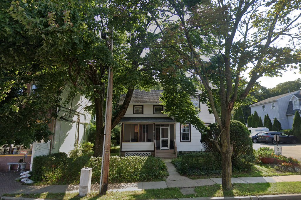 Harrington Avenue Consumer Hom