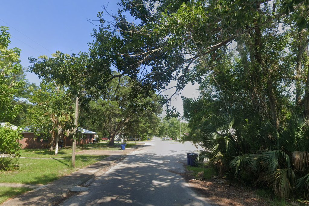Cool Springs Apartments  Apalachicola Housing Authority