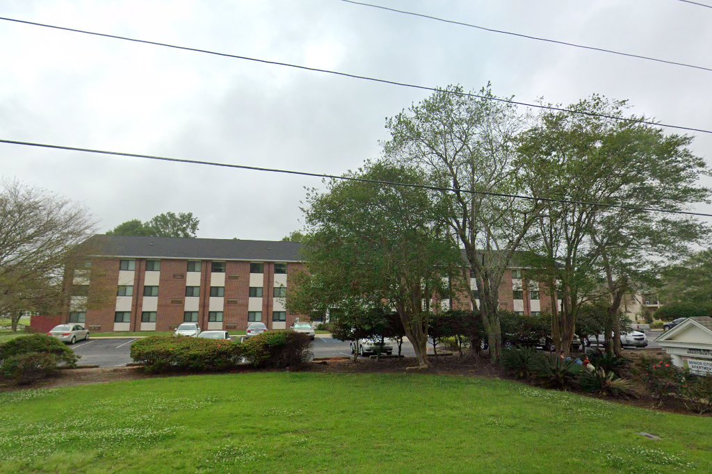 Ahepa 310 Iii Apartments