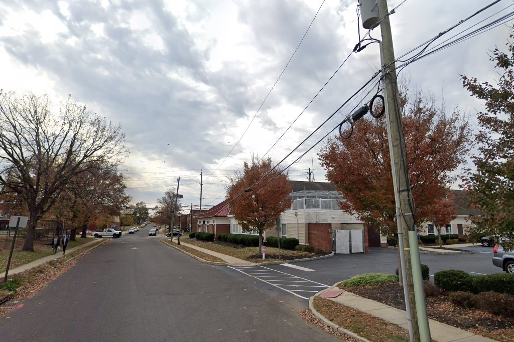 Roosevelt Manor Apartments