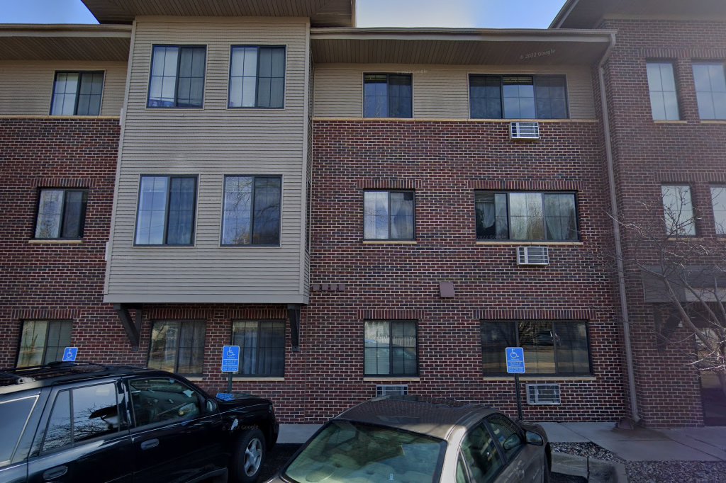 River Bluff Apartments/Shakopee-Asi Sup.Hsg