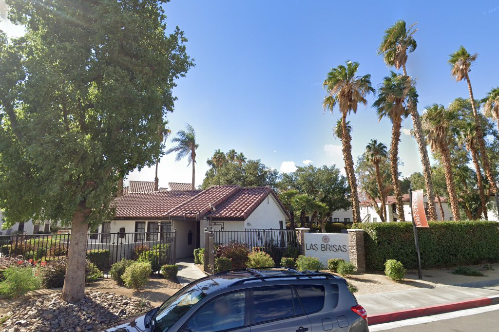 Las Brisas Apartments