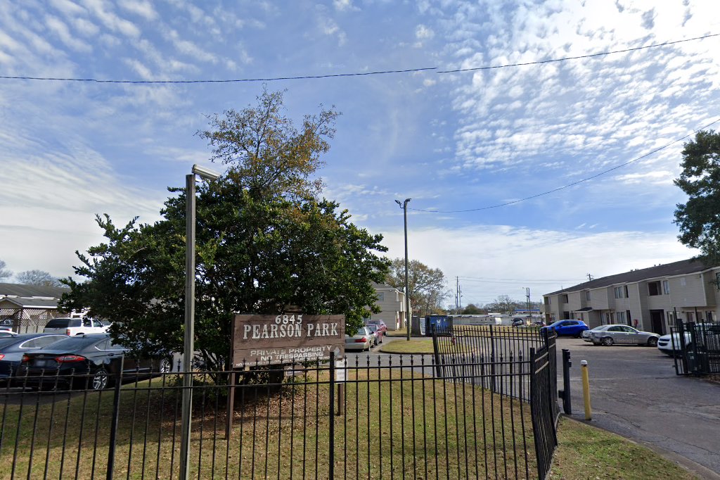Pearson Park Apts