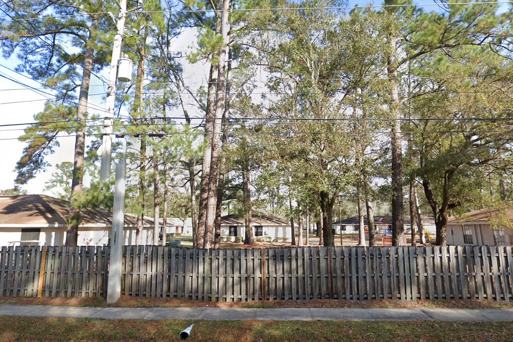 Treetop Apartments