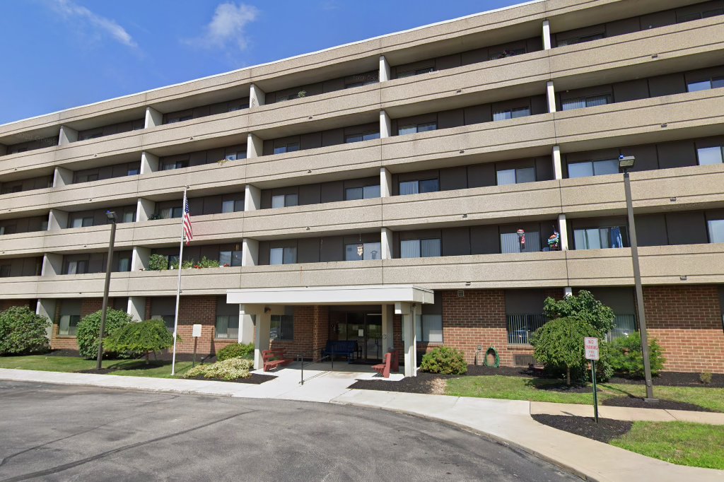 Pinzone Towers for Seniors